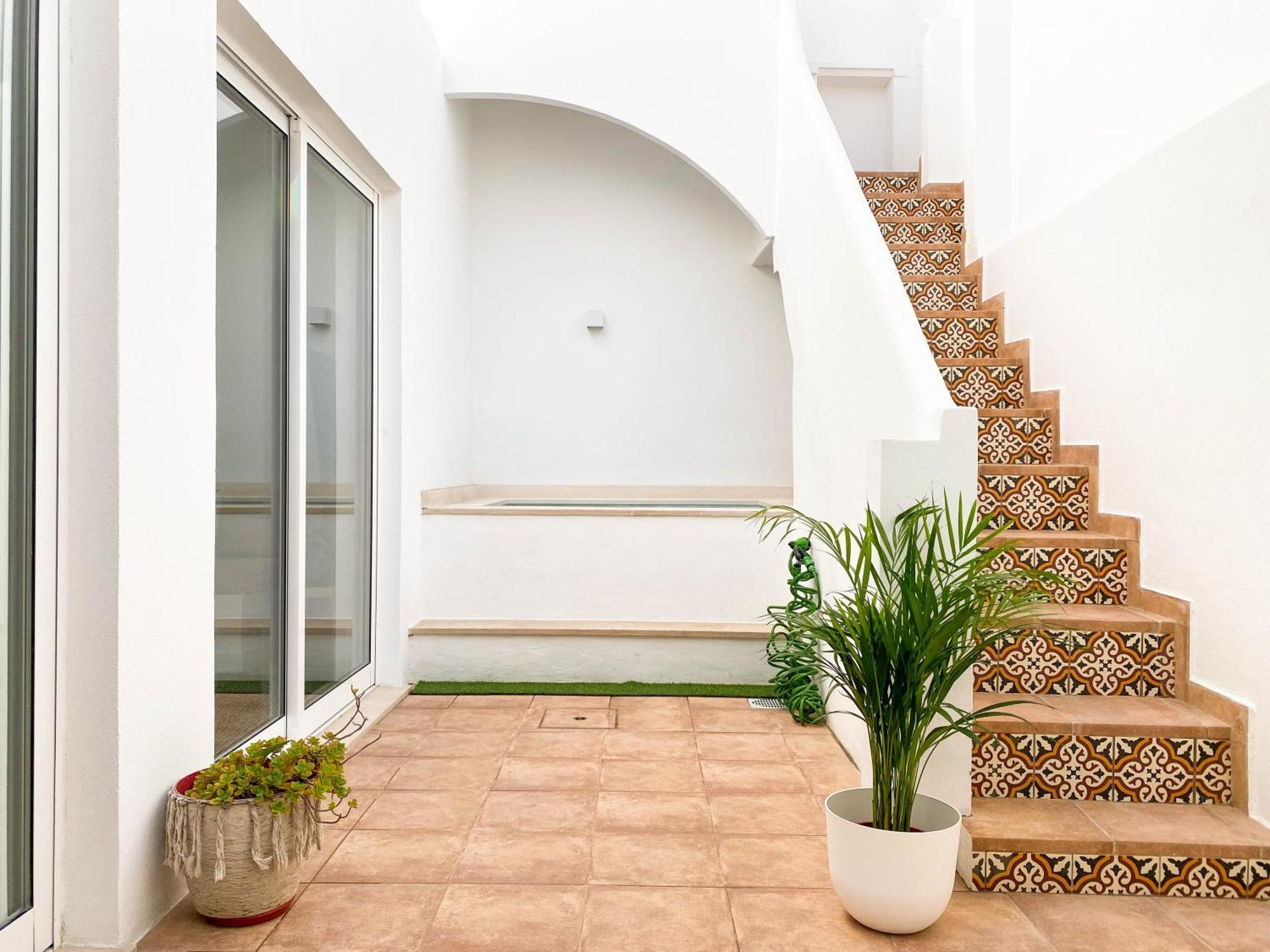 Casa Longa Faro - Traditional Portuguese House With Modern Comforts Buitenkant foto
